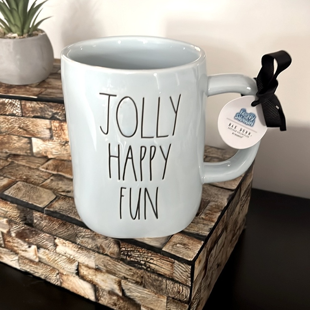 🇺🇸 NEW RAE DUNN & FROSTY THE SNOWMAN Collab Ceramic Mug Light Blue Holiday - Picture 6 of 7
